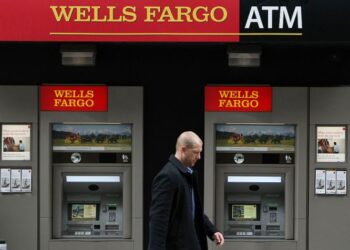 How to solve the Wells Fargo problem | The Week